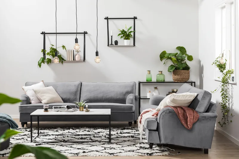 Howard-sofa uden divan og chaiselong Bloomington Howard Classic fløjlsofa 3,5-personers Vera 2, Grå velour - Møbler - Sofaer - 3 personers sofa