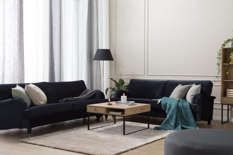 Howard-sofa uden divan og chaiselong Bloomington Howard Classic fløjlsofa 3,5-personers Vera 4, Blå velour - Møbler - Sofaer - 3 personers sofa