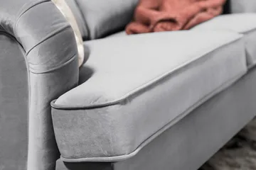 Howard-sofa uden divan og chaiselong Bloomington Howard Classic fløjlsofa 3-personers Vera 2, Grå velour - Møbler - Sofaer - 3 personers sofa