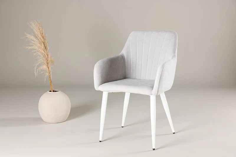 Comfort Armstol - Lysegrå - Møbler - Stole & lænestole - Armstole