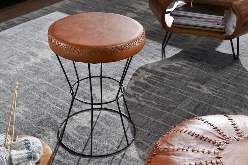 Gotiya Skammel - Brun - Møbler - Stole & lænestole - Taburet & skammel