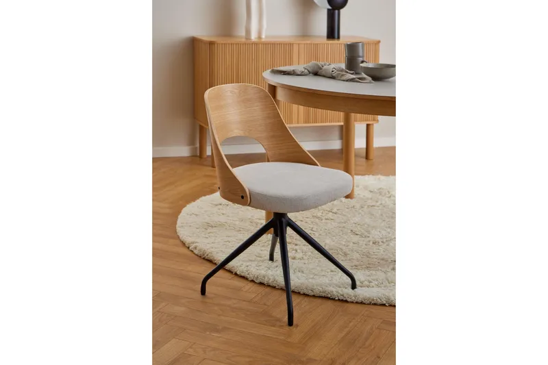 Hellerik Spisestol - Beige - Møbler - Stole & lænestole - Spisebordsstole & køkkenstole