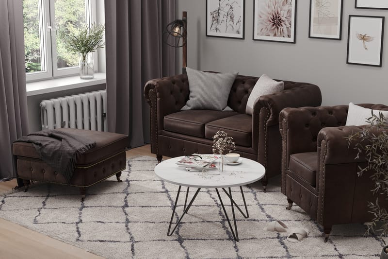 Chesterfield Deluxe Lænestol med Puf - Vintage Mørkebrun - Møbler - Stole & lænestole - Lænestole - Læderstol