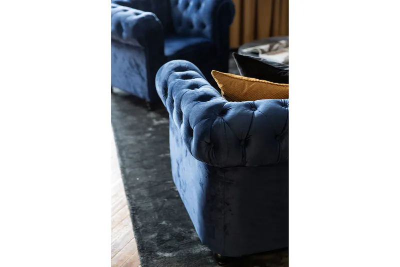 Chesterfield Lyx Stor behagelig dyb fløjlsfotel – Fotel til stuen - Blå - Møbler - Stole & lænestole - Lænestole - Chesterfield lænestole