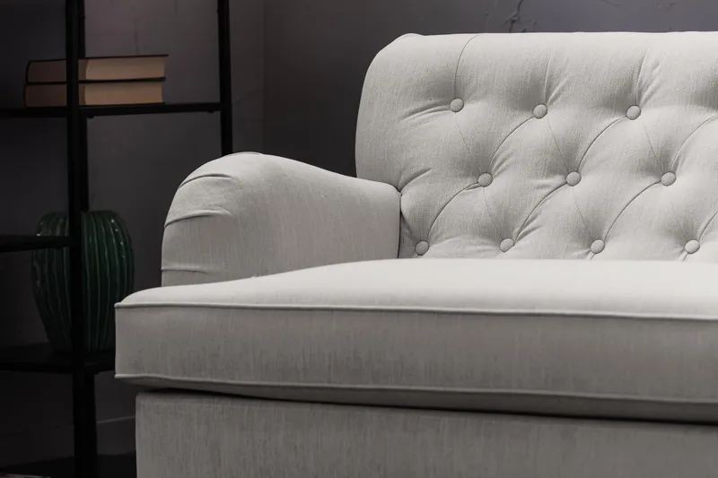 Howard Riviera Lænestol med Fodskammel - Linnebeige - Møbler - Stole & lænestole - Lænestole - Howard lænestol