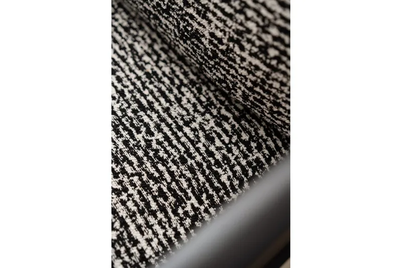 Illen Öronlappsfåtölj - Sort/Hvid - Møbler - Stole & lænestole - Lænestole - Øreklapstol