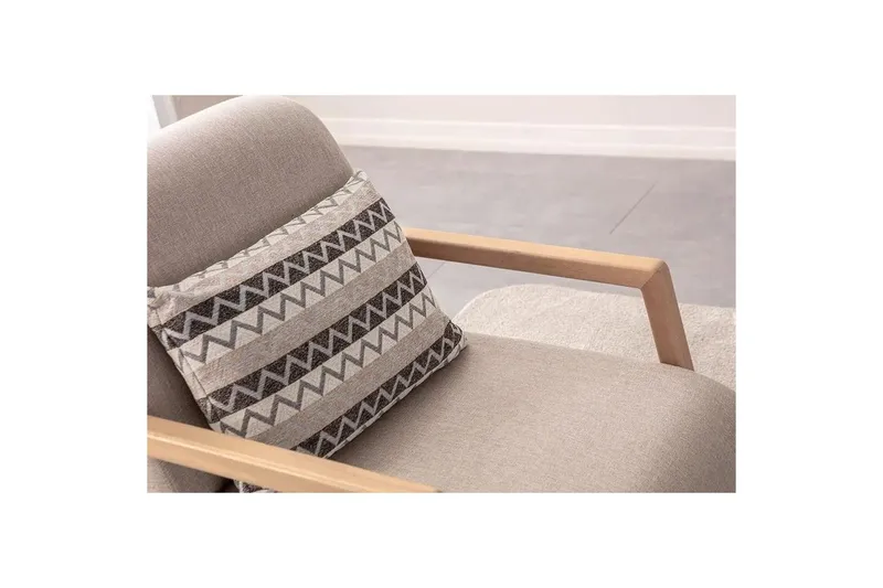 Latrona Lænestol - Cremehvid - Møbler - Stole & lænestole - Lænestole