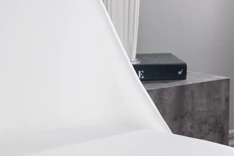 Night Spisebordsstol i Læder med Metalben - Hvid - Møbler - Stole & lænestole - Spisebordsstole & køkkenstole