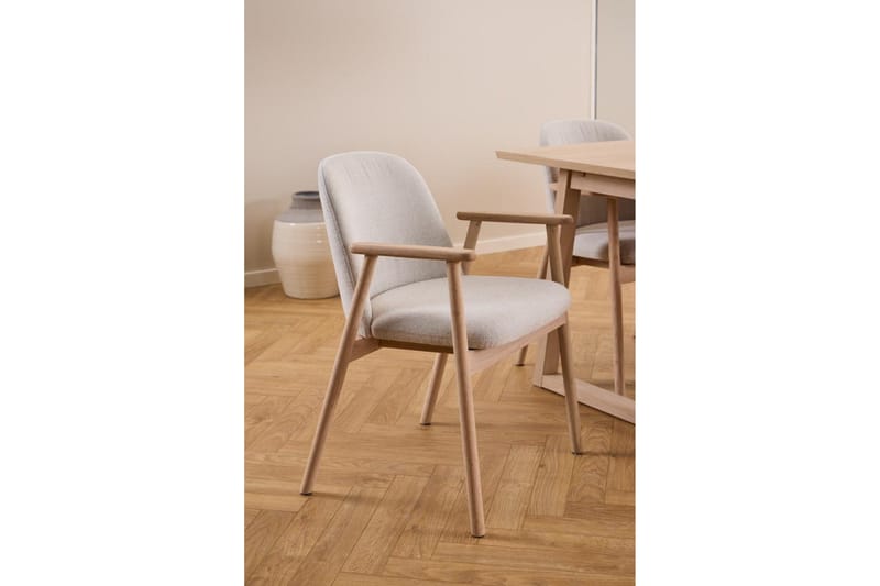 Reciclar Spisestol i bouclé med armlæn i egetræ - Beige - Møbler - Stole & lænestole - Spisebordsstole & køkkenstole