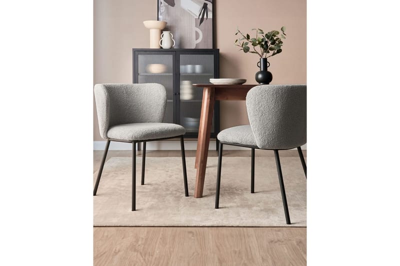 Sæt med 2 spiseborde Mina - Grå, sort/Bouclé - Møbler - Stole & lænestole - Spisebordsstole & køkkenstole