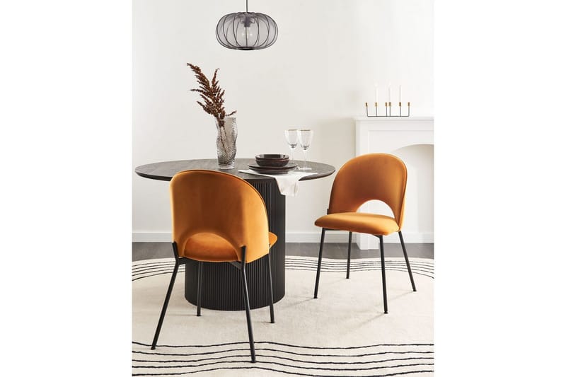 Sæt med 2 spisebordsstole Covelo - Orange, sort - Møbler - Stole & lænestole - Spisebordsstole & køkkenstole