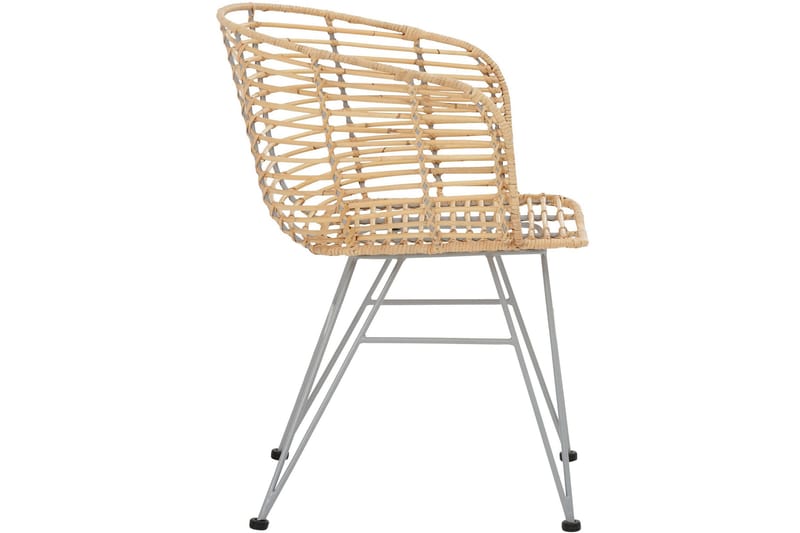 Marlee Armstol, Natur