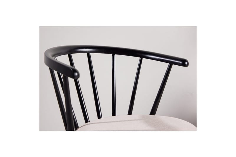 Spisestol Bobby - Sort - Møbler - Stole & lænestole - Pindestole