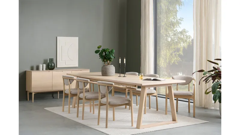 Spisestol Selvik i Bouclé - beige - Møbler - Stole & lænestole - Spisebordsstole & køkkenstole