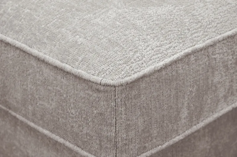 Rossita Fodskammel i chenille - Grå/Brun - Møbler - Stole & lænestole - Taburet & skammel - Puf