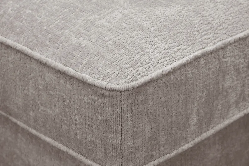 Rossita Fodskammel i chenille - Grå/Brun - Møbler - Stole & lænestole - Taburet & skammel - Puf