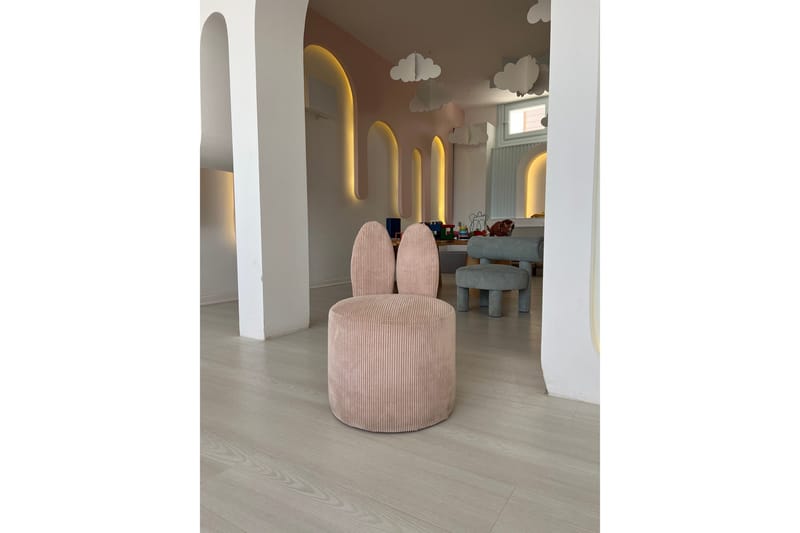 Tavsan Lænestol, Rosa