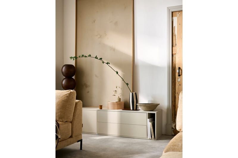 Settle Vægmonteret Tv-bord 200 cm med Opbevaring i Fyr - Sandbeige - Møbler - TV borde & mediemøbler - TV-borde