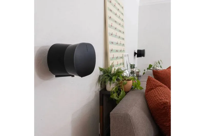 Vægbeslag Sanus til Sonos Era 300 2 dele - Sort - Møbler - TV borde & mediemøbler - Mediestativ & vægbeslag