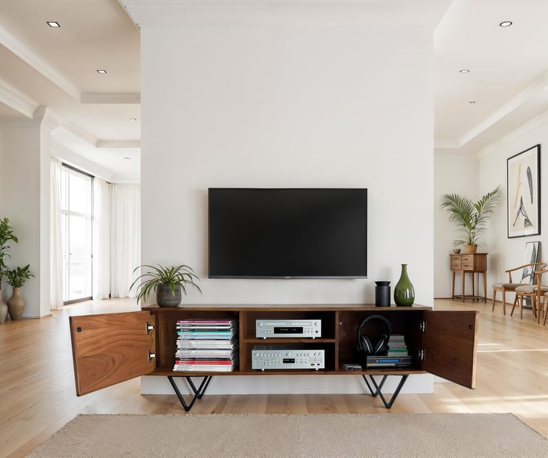 Venlor TV-bænk 150x56x35 cm i massivt sheeshamtræ med hvidt stenlook - Hvid - Møbler - TV borde & mediemøbler - TV-borde