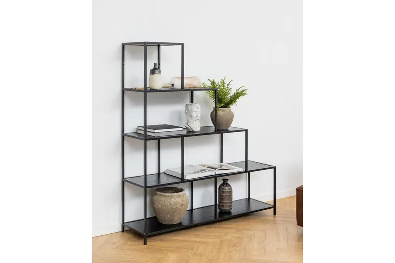Hartsoe Bogreol 135 cm i Metal med Træplade - Sort - Opbevaring - Hylder & Reoler - Bogreol