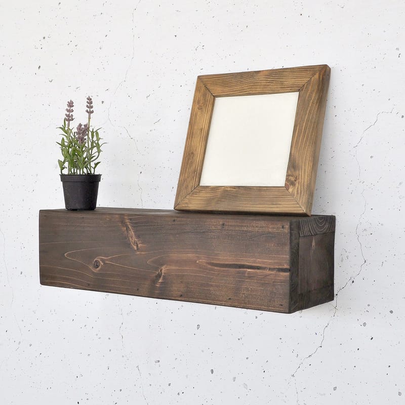 Decorative Wooden Wall Shelf Hanah Home - Opbevaring - Hylder & Reoler - Væghylde & vægreol