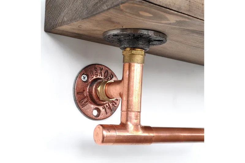 Desgrar Væghylde 30x15 cm - Guld - Opbevaring - Hylder & Reoler - Væghylde & vægreol