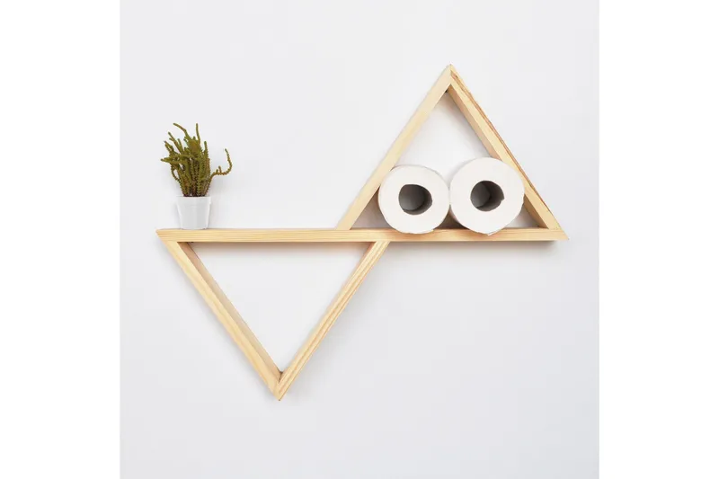 Evila Væghylde trekanter, Pine