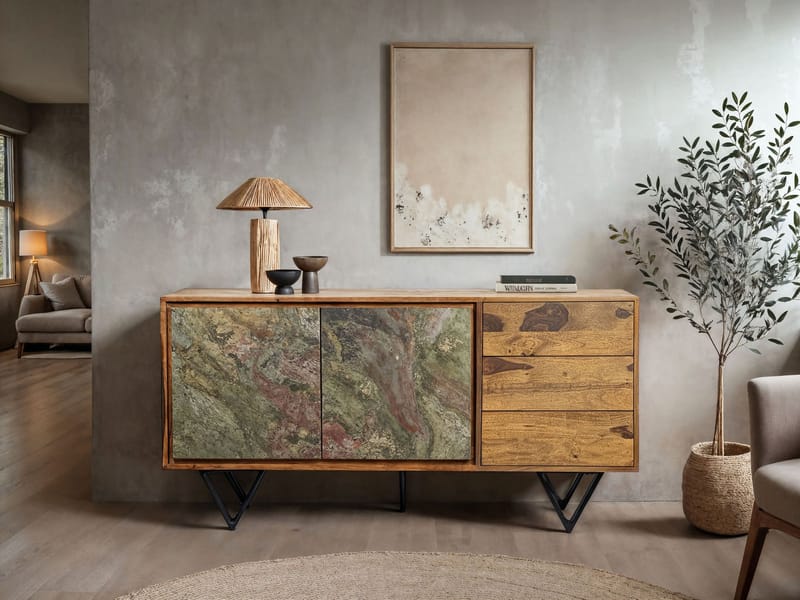 Corena skænk 150 cm - naturbrun med flerfarvede fronter i stenlook og sorte ben - Opbevaring - Opbevaringsmøbler - Skænke & sideboards