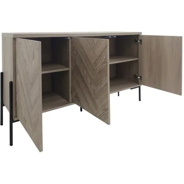 Skænk Loft24 Charlene Naturfarvet sildebensmønster/natureg 3 låger - Natur-eg i sildebensmønster / natur-eg - Opbevaring - Opbevaringsmøbler - Skænke & sideboards
