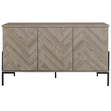 Skænk Loft24 Charlene Naturfarvet sildebensmønster/natureg 3 låger - Natur-eg i sildebensmønster / natur-eg - Opbevaring - Opbevaringsmøbler - Skænke & sideboards