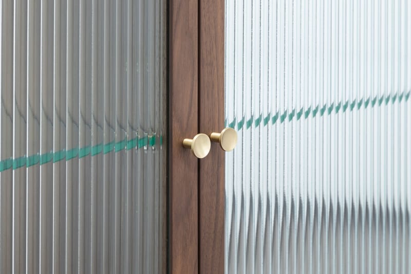 Jelric Sidebord 150 cm - Valnøddefarvet - Skænke & sideboards
