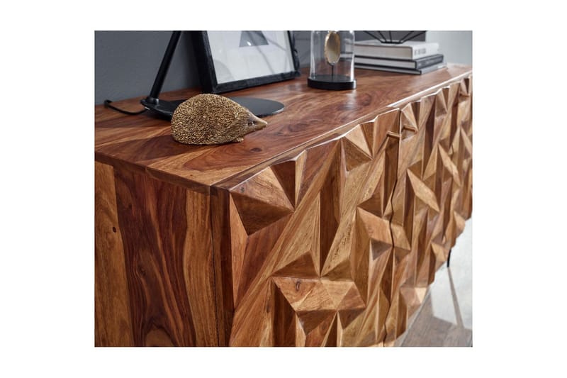 Skænk Wohnling Massivt træ 3D geometrisk front 144 cm Industriel - Møbler - Borde - Aflastningsbord - Lampebord