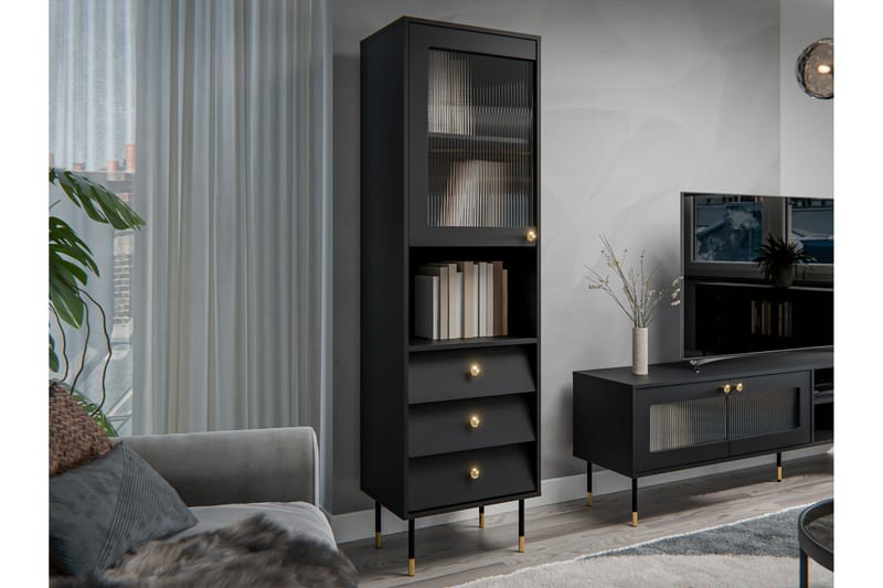 Akilesh Vitrineskab 52x180 cm - Sort - Opbevaring - Skab - Vitrineskabe