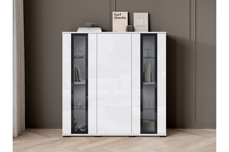 Gammelt Highboard, Brun