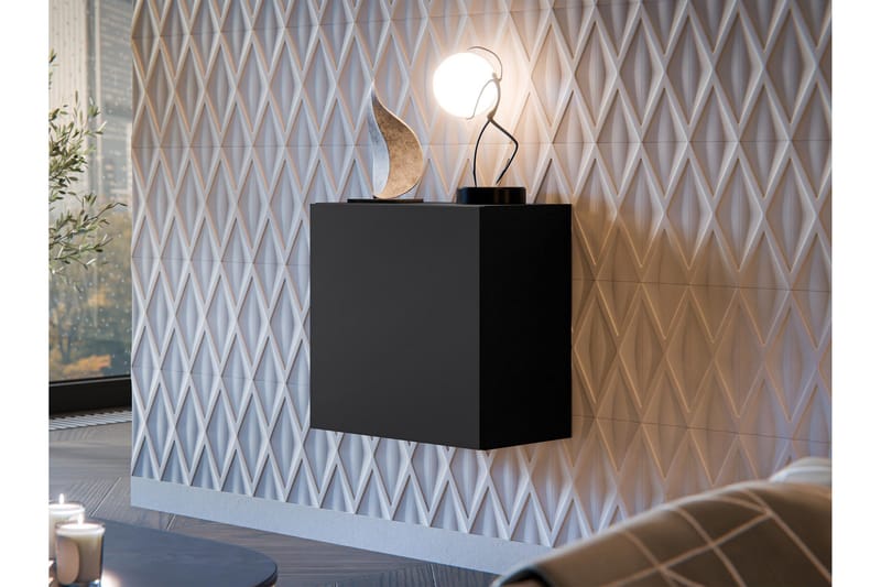 Kangana Highboard - Sort - Opbevaring - Hylder & Reoler - Væghylde & vægreol