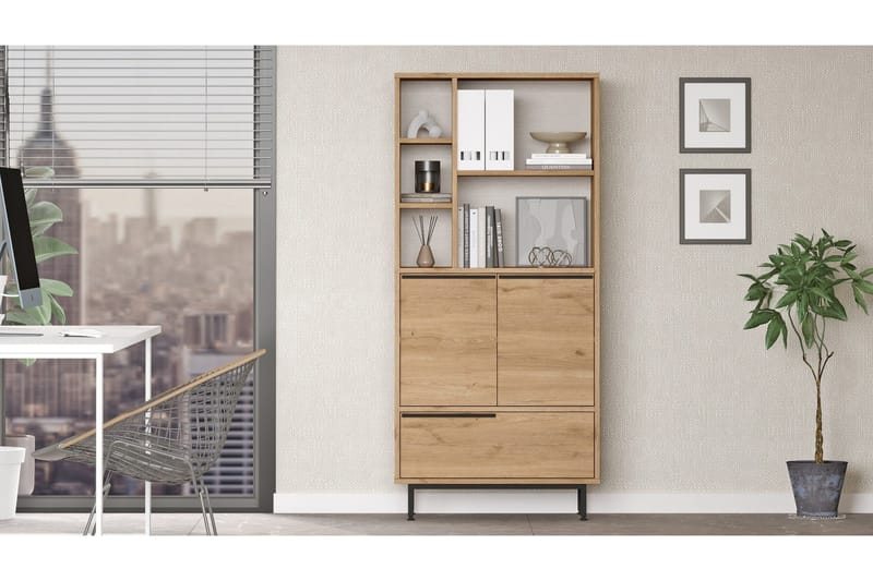 Liyakat Highboard, Valnød finér