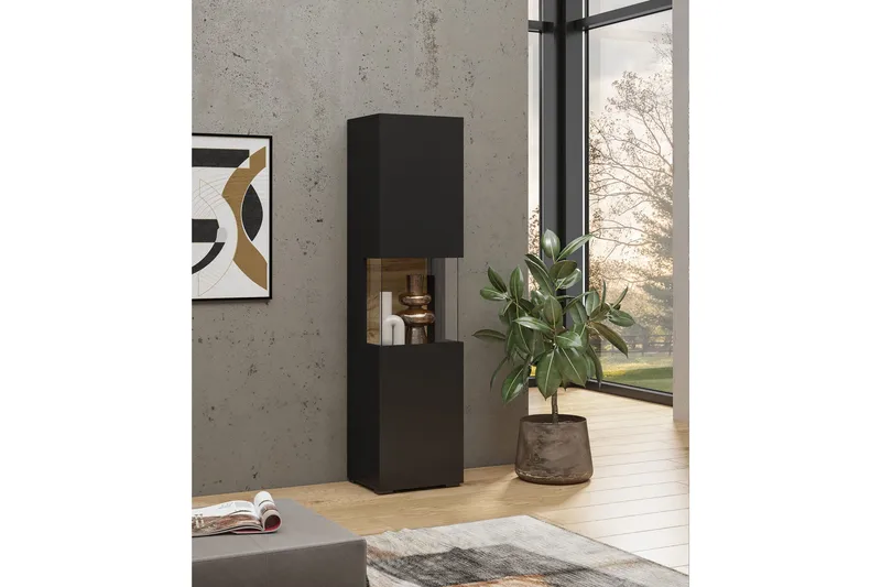 Jestine Vitrineskab 140 cm - Sort - Opbevaring - Skab - Vitrineskabe