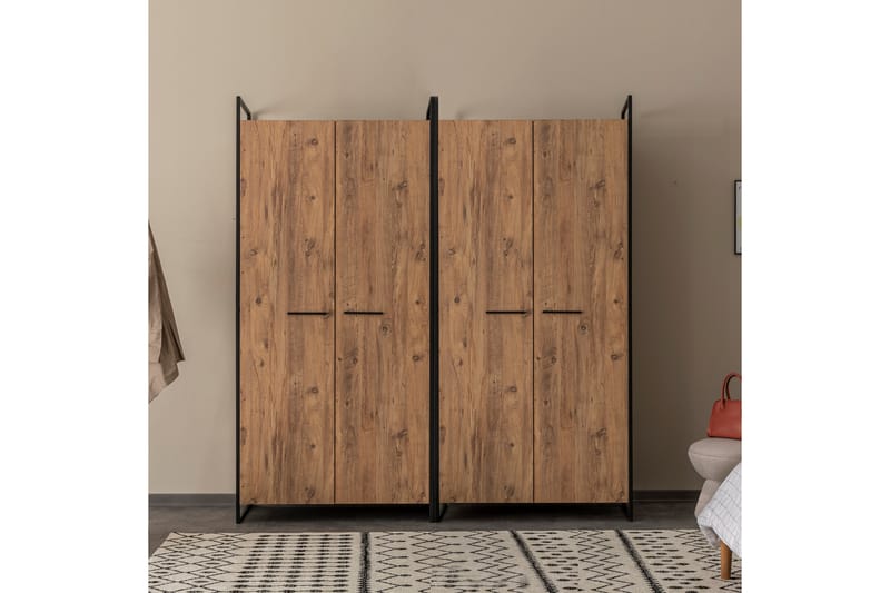 Batler Garderobe 52x104 4 døre - Natur - Opbevaring - Tøjopbevaring - Garderobeskabe