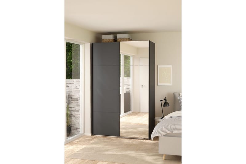 Elvos Garderobe med Spejl 139x220 cm - Sort - Opbevaring - Tøjopbevaring - Garderobeskabe