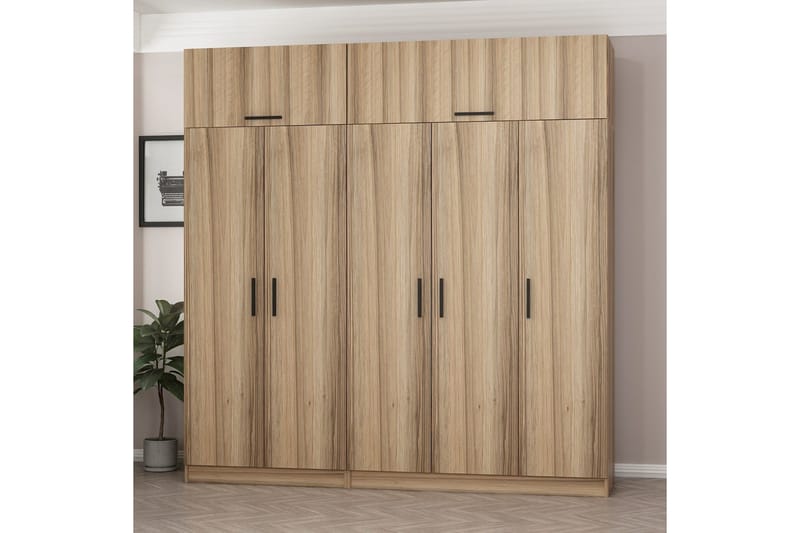 Fruitland Garderobe 225 cm - Brun - Opbevaring - Tøjopbevaring - Garderobeskabe
