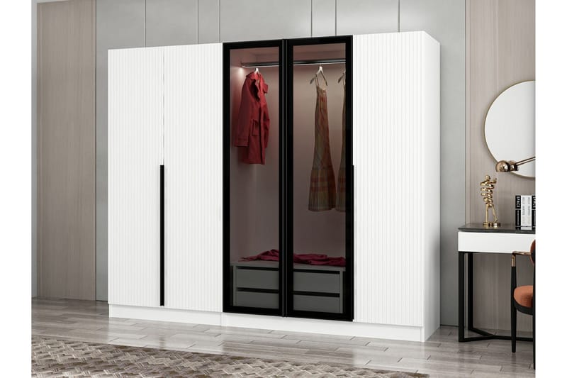 Fruitland Garderobe 225 cm - Hvid - Garderobeskabe - Garderobeskab & klædeskab