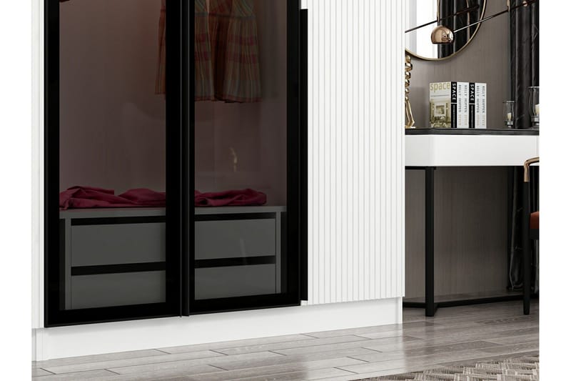 Fruitland Garderobe 225 cm - Hvid - Opbevaring - Tøjopbevaring - Garderobeskabe