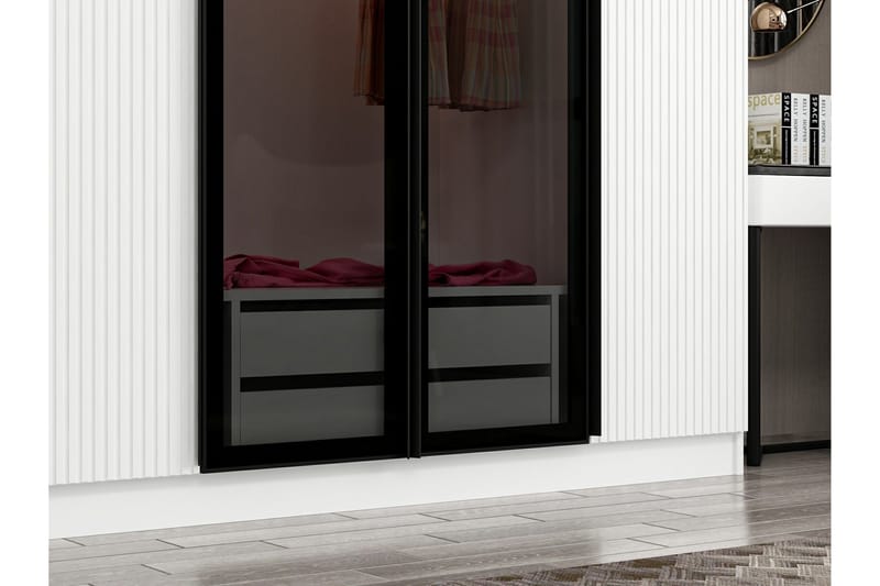 Fruitland Garderobe 315 cm - Hvid - Opbevaring - Tøjopbevaring - Garderobeskabe