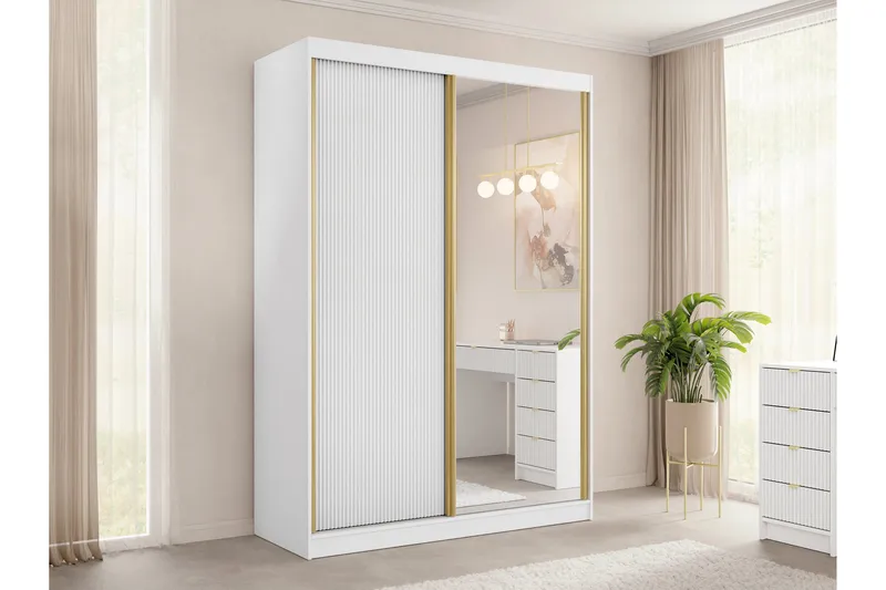 Gudelia Garderobeskab 151x216 cm - Hvid - Opbevaring - Tøjopbevaring - Garderobeskabe