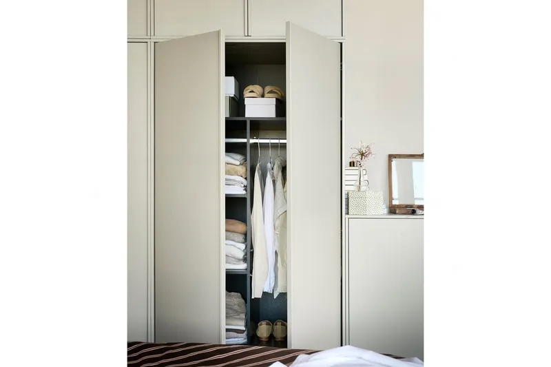 Skab Dagligt 200x100 cm, Dobbeltdøre - 200x100 cm, Dobbeltdøre - Opbevaring - Tøjopbevaring - Garderobeskabe - Garderobeskab & klædeskab