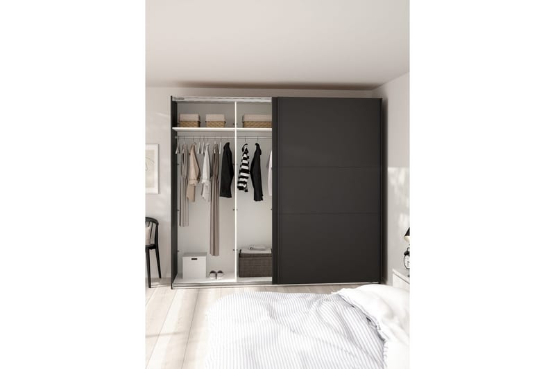 Takeru Garderobe 244x221 cm - Sort - Opbevaring - Tøjopbevaring - Garderobeskabe