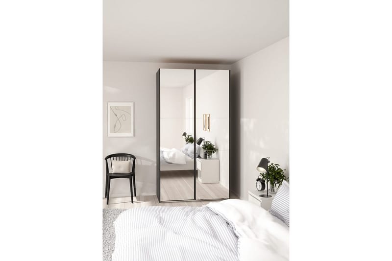 Takeru Garderobe med Spejl 119x220 cm - Sort - Opbevaring - Tøjopbevaring - Garderobeskabe