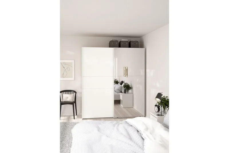 Takeru Garderobe med Spejl 179x200 cm - Hvid - Opbevaring - Tøjopbevaring - Garderobeskabe