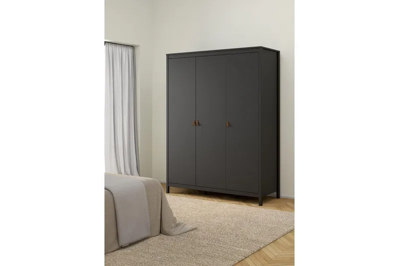 Vallvidera Garderobe 150x199 cm - Sort - Opbevaring - Tøjopbevaring - Garderobeskabe